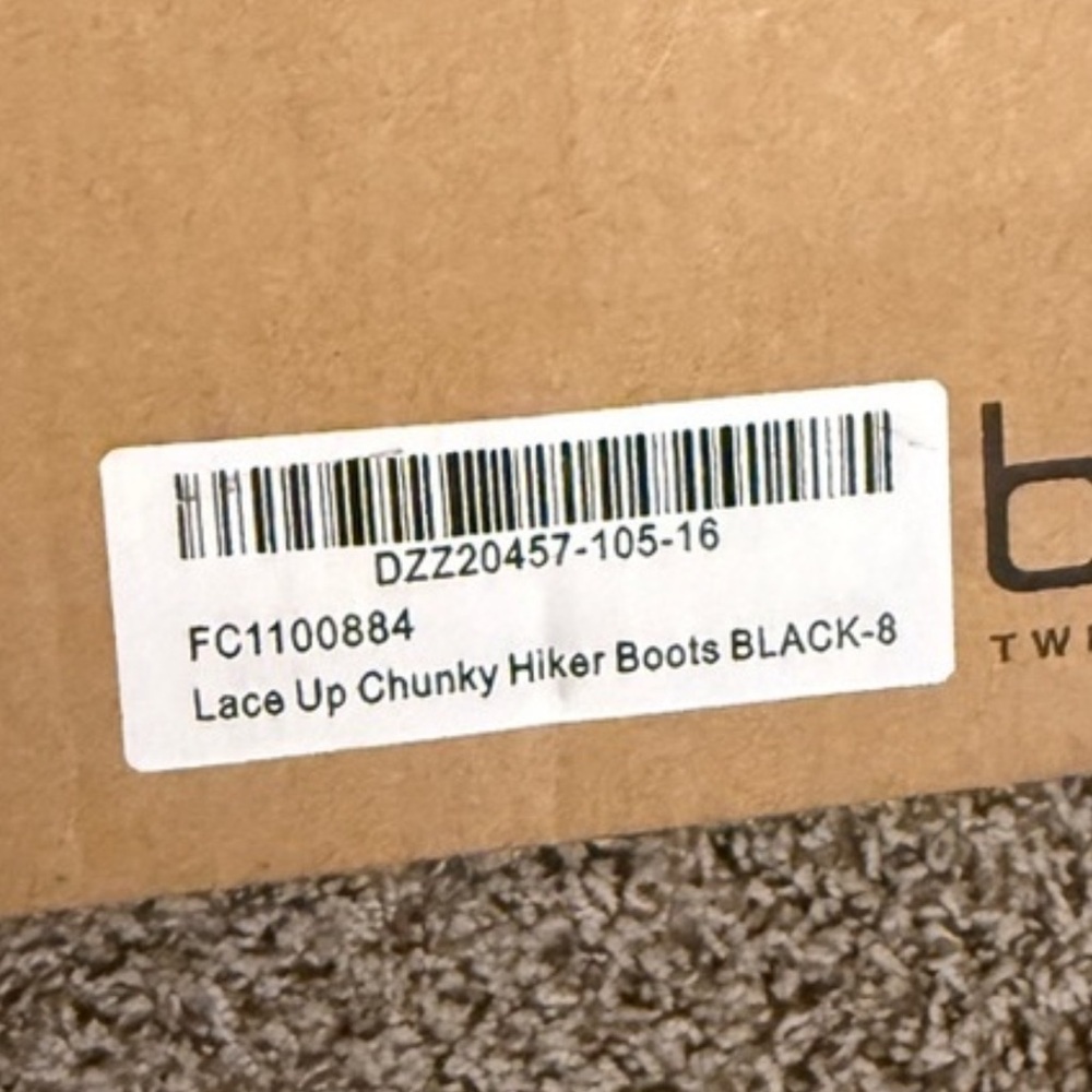 Boohoo Women's Lace Up Chunky Combat Boots - Black 8.5 - Picture 3 of 13